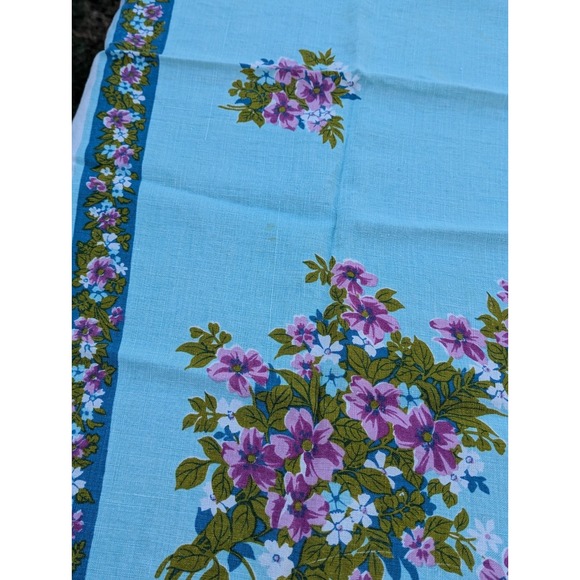 Vintage Linen Tablecloth Teal Floral Tablecloth Cottage Grandma Core 48" x 48" - Picture 7 of 16